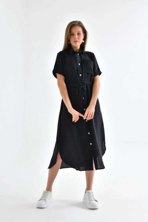 23109 SİYAH YAKALI BOYDAN DÜĞMELİ KISA KOLLU ASTARSIZ DİZ ALTI ELBİSE