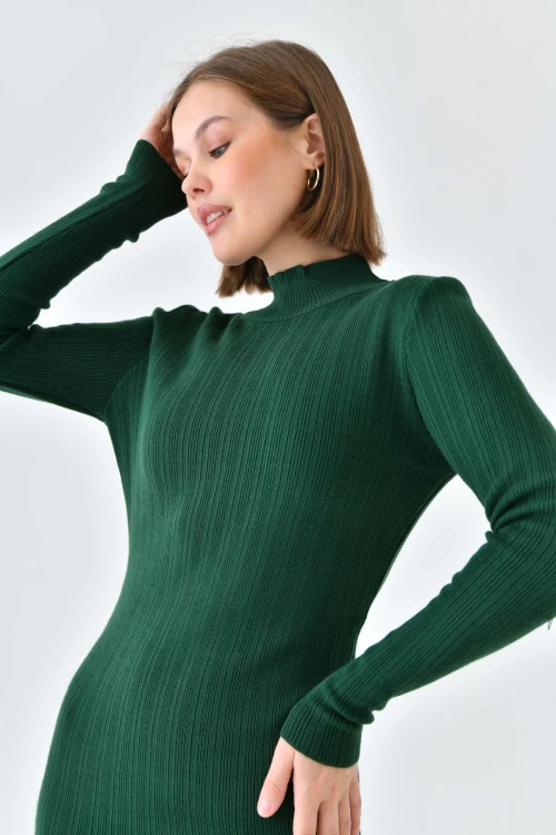 Kadın Elbise Boyunlu Yırtmaçlı Örme Elbise Zümrüt - 10582