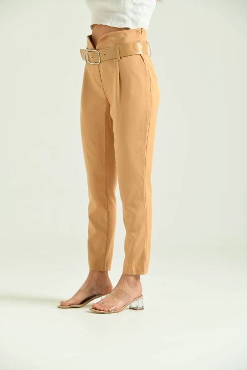 Kadın Pantolon Yüksel Bel Kemer Detay Havuç Pantolon Kahve - T016