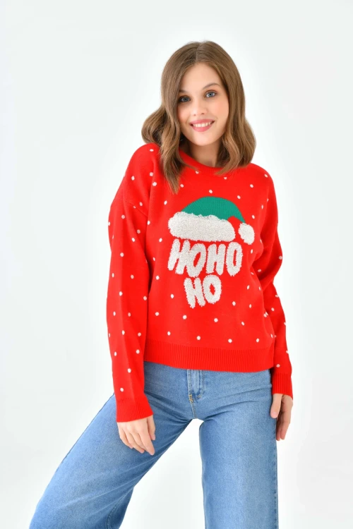 Kadın Kırmızı Yılbaşı konseptli Kazak