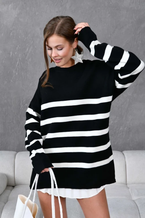 10300 KADIN SİYAH BİSİKLET YAKA ÇİZGİLİ ÇİFT RENK TRİKO KAZAK