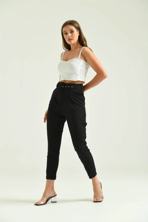Kadın Pantolon Kemer Detaylı Basic Kadın Pantolon Siyah - T018