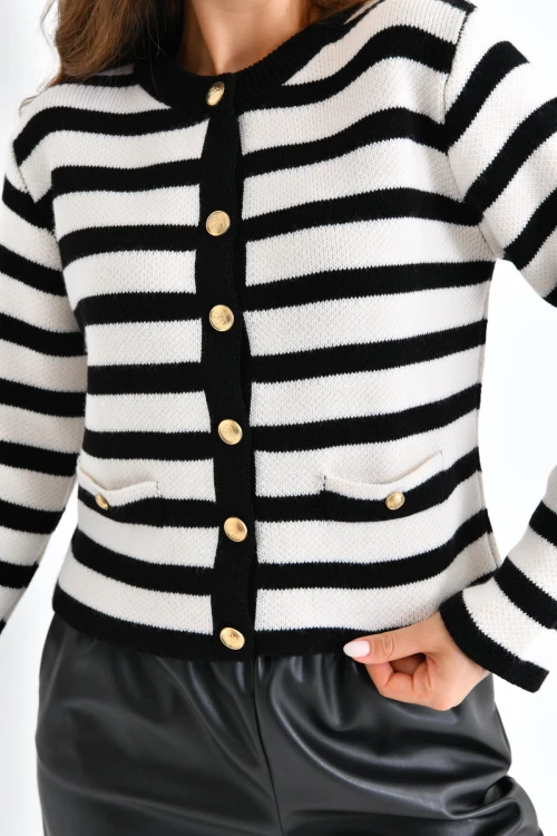 KADIN YAKASIZ ÇİFT RENK CEP VE DÜĞME DETAYLI CEKET