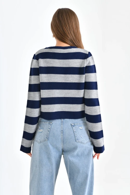 KADIN YAKASIZ DÜĞME DETAYLI ÇİFT RENK ÖRME CEKET