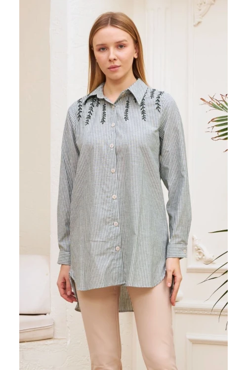 KADIN YEŞİL OMUZ İŞLEMELİ UZUN GÖMLEK