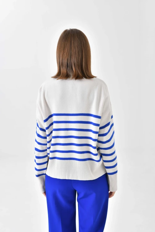 10341 KADIN SAKS YAKALI FERMUARLI ÇİZGİLİ DESENLİ  KAZAK