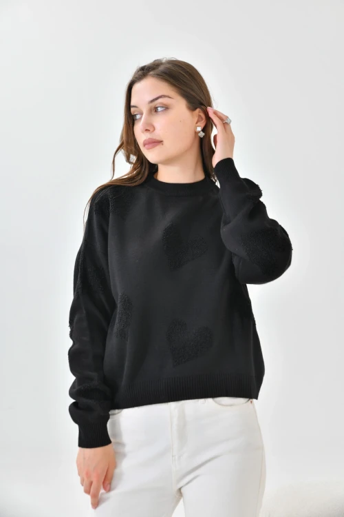 10318 KADIN SİYAH BİSİKLET YAKA KALP DESENLİ KAZAK