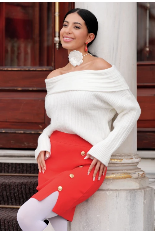 Madonna Yaka Salaş Triko Kazak