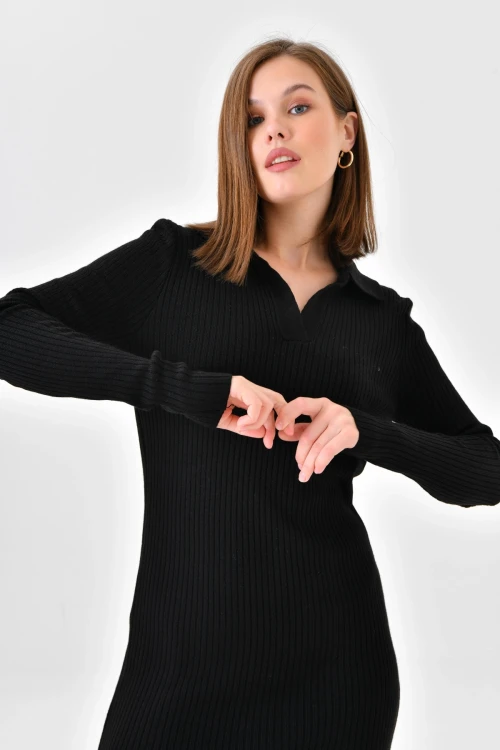 Polo Yaka Uzun Siyah Elbise