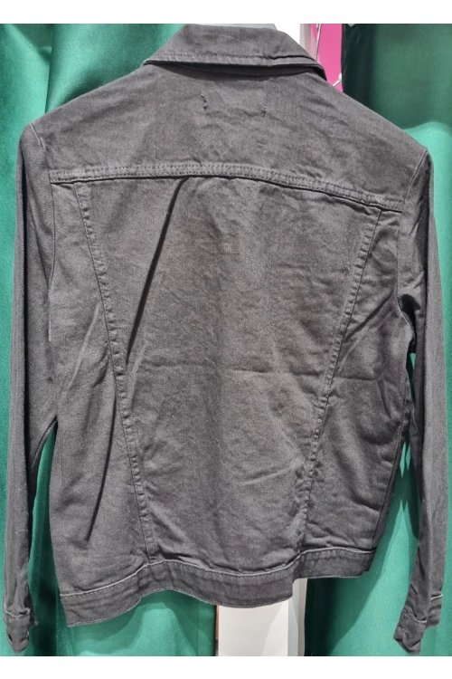 T081 SİYAH YAKALI CEPLİ KOL CEP ÖN DÜĞMELİ KISA CEKET