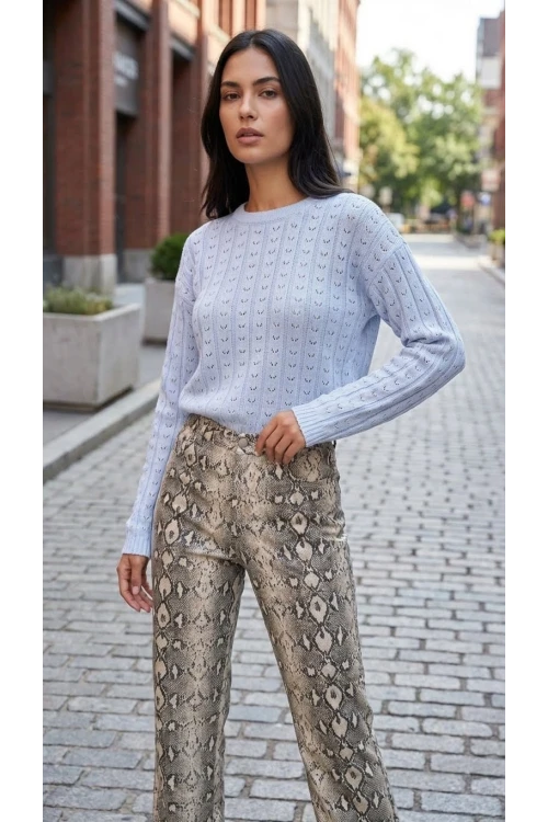 Kadın Kazak Çiçek Desenli Delikli Kazak Kadın Kazak