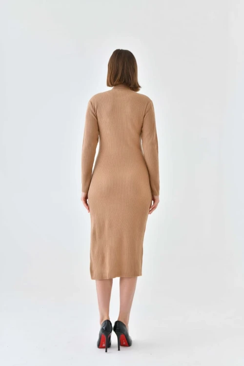 Kadın Elbise Dik Yaka Yırtmaçlı Eteği Düğmeli Elbise Camel - 10581