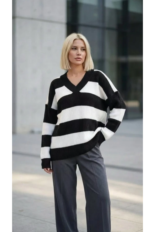 Kadın Kazak V Yaka Kalın Çizgili Kazak