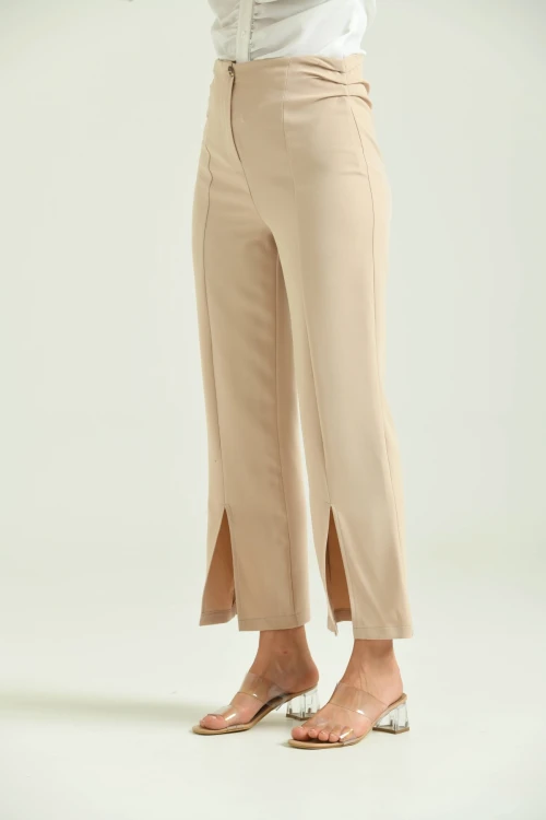 Kadın Pantolon Yan Büzgülü Paça Yırtmaçlı Kumaş Pantolon Taş - T033