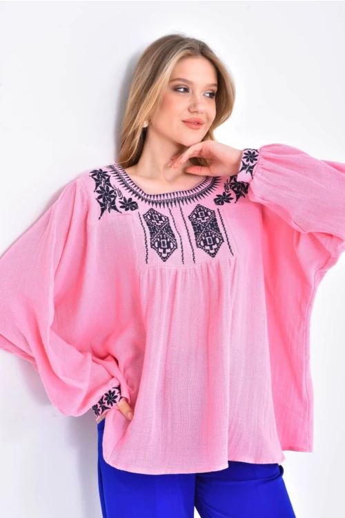 Kadın Bluz Yuvarlak Yaka Yaka ve Bilek İşlemeli Bluz Kadın Bluz Pembe - 33032