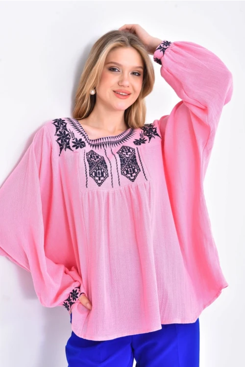 Kadın Bluz Yuvarlak Yaka Yaka ve Bilek İşlemeli Bluz Kadın Bluz Pembe - 33032