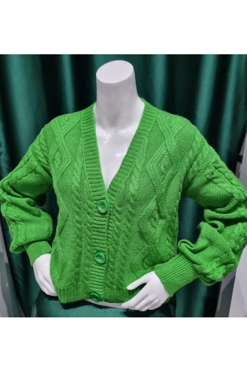 KADIN B.YEŞİL V YAKA ÖNDEN DÜĞMELİ DESENLİ ÖRME TRİKA CEKET