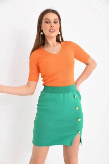 KADIN B.YEŞİL BEL LASTİKLİ DÜĞMELİ VE YIRTMAÇLI MİNİ BOY DÜZ RENK ETEK