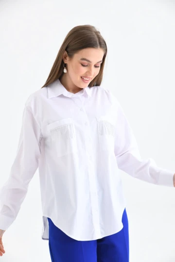 Kadın Ekru Cep Zincir Süslemeli Çift Cep Detaylı Gömlek