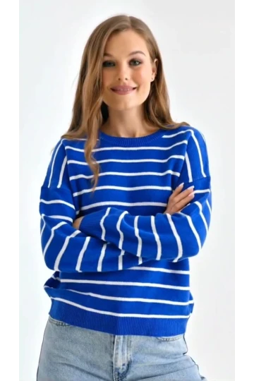 Kadın Çizgi Desenli Yuvarlak yaka Kazak