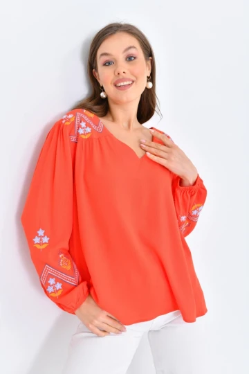 Kadın Bluz Omuz ve Kolları İşlemeli Büzgülü Kadın Bluz Nar - 33035