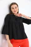Kadın Siyah Volanlı Yaka Bağlamalı Rahat Kesim Dokuma Bluz